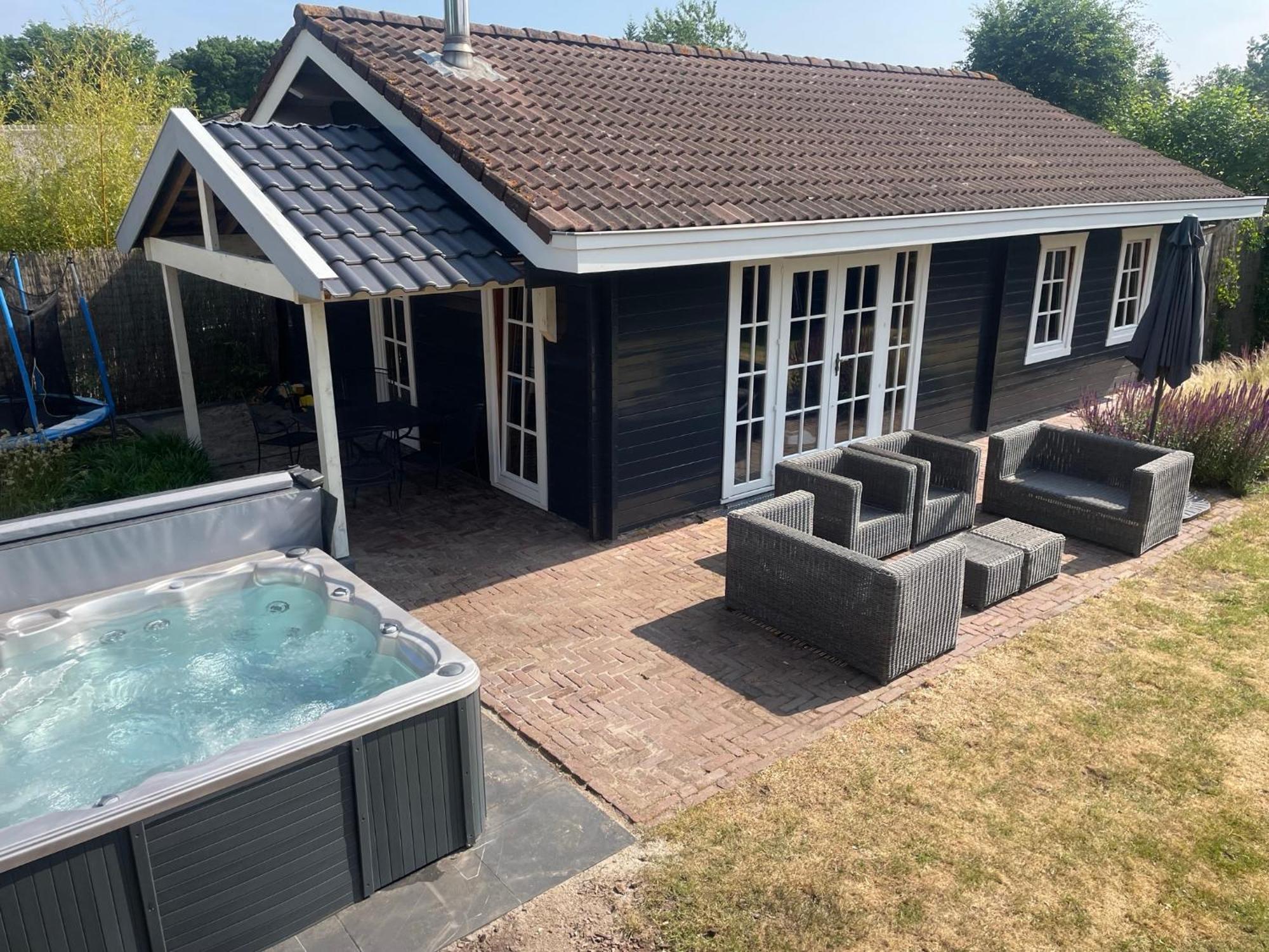 De Genten 1, Vakantiewoning Met Jacuzzi Ermelo Exterior photo